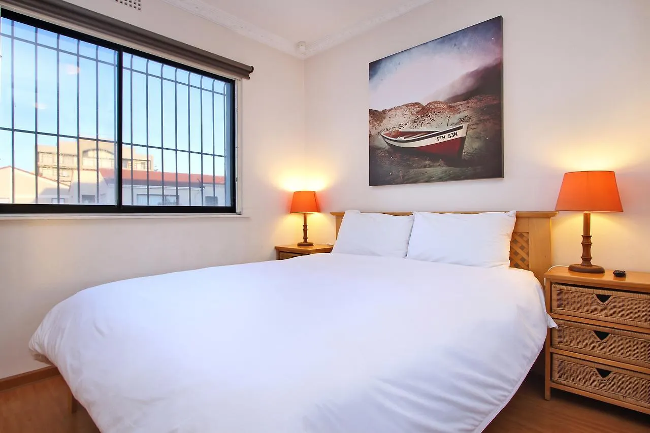 Cap Du Mont Cape Town Apartment Bloubergstrand South Africa