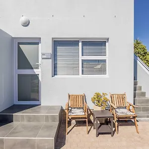 Southeaster Apartment